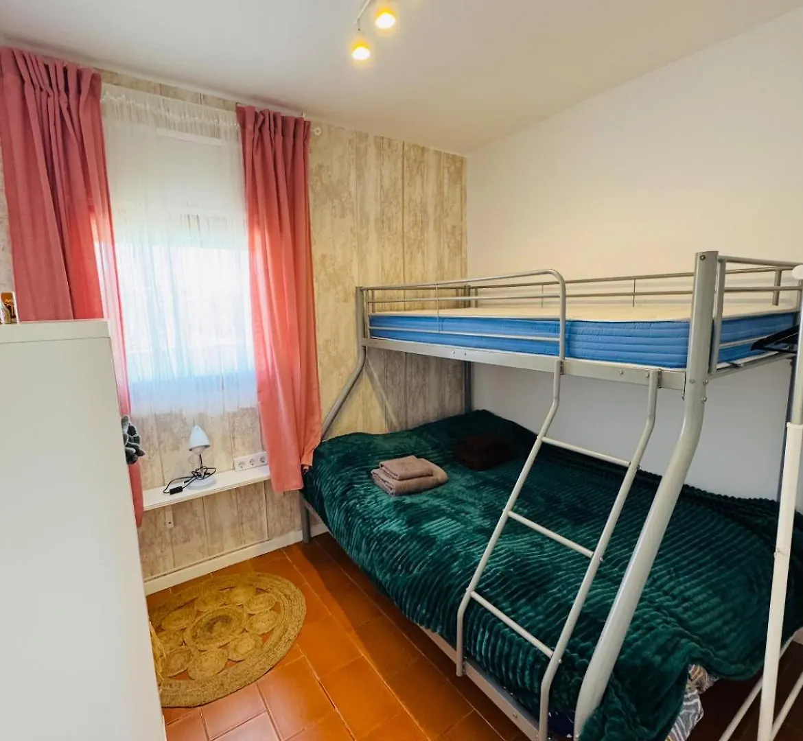 Exclusiva Casa Con Vistas Despejadas Al Mar Y Piscina Privada Lloret de Mar 0*,  Spagna